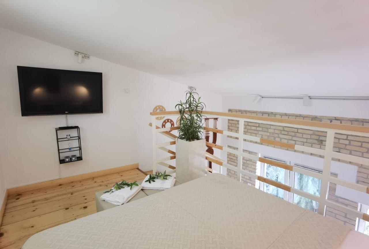 Zona Apartments 2 Zrenjanin Esterno foto